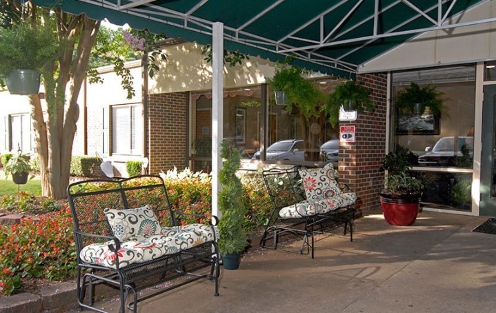 Chestnut Ridge Nsg & Rehab Ctr | Nursing Home | Cumming Skilled Nursing ...