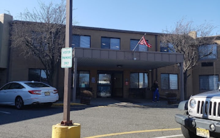 Complete Care at Hamilton Plaza | Nursing Home | Passaic Skilled