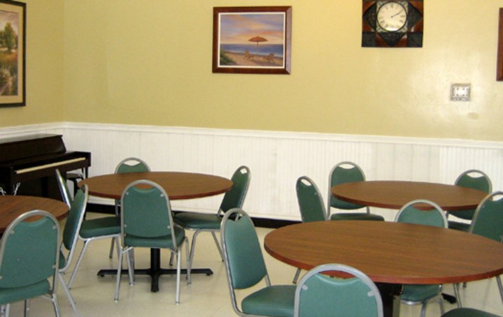 Country Manor Healthcare | Nursing Home | Los Angeles Skilled Nursing Facility