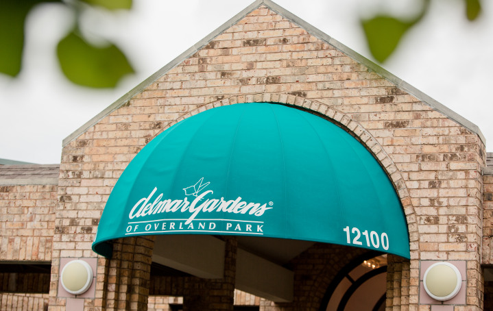 Delmar Gardens Overland Park Overland Park Ks: Senior Living Excellence