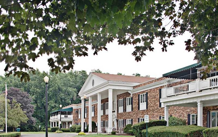 Heritage Hall North Nursing Home Agawam Skilled Nursing Facility