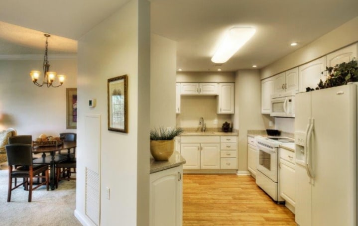 Lakeview Village Nursing Home Lenexa Skilled Nursing Facility